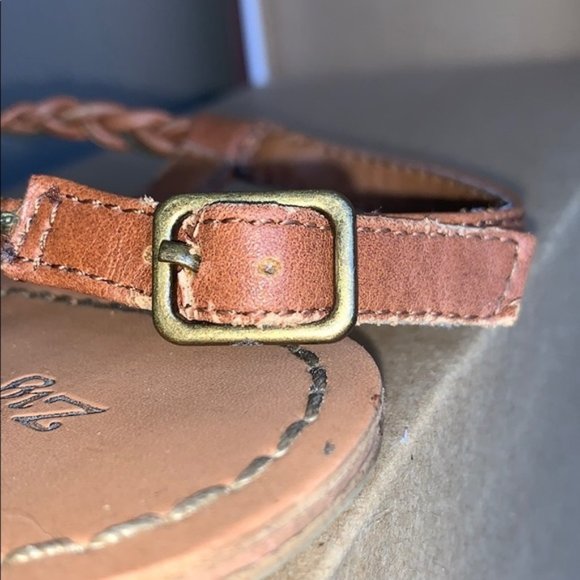 Zigi Soho Daphne Cognac Tan & Brass Chain Braided Sandals Size 6 - Picture 12 of 12